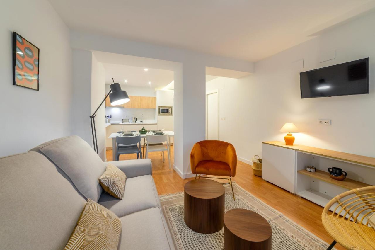 Apartamentos Turisticos Torres De Santiago Úbeda Exteriör bild