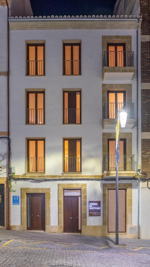Apartamentos Turisticos Torres De Santiago Úbeda Exteriör bild